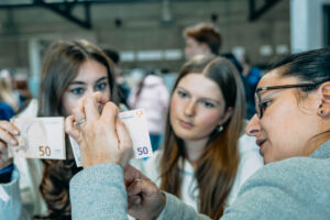Die Bundesbank informiert über Falschgeld (Foto Schöb)