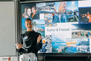 N. Straube-Kögler bei ihrer Kurzpräsentation (Foto Schöb)