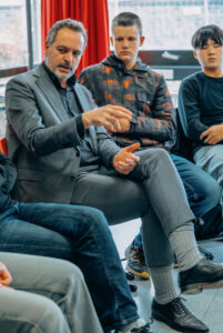 R. Repasi im Gespräch (Foto Schöb)