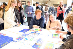 Spieltisch (Foto Baumbusch-Ober)